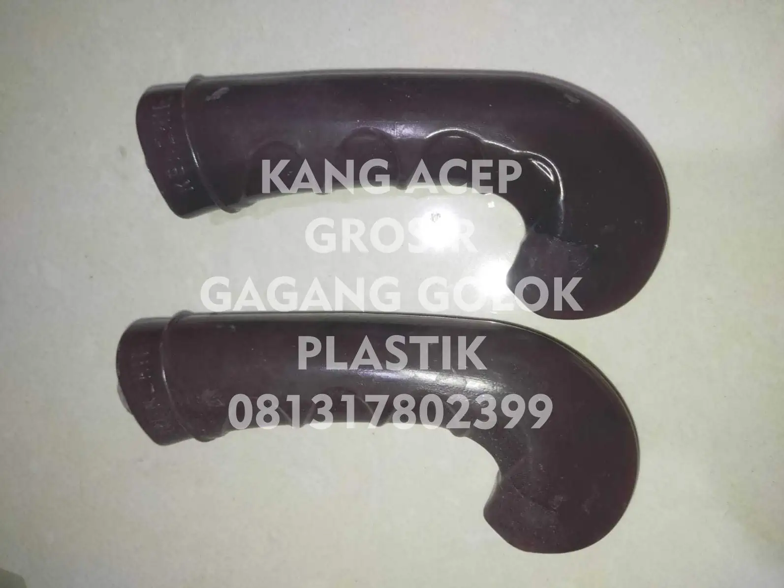 Jual Grosir Gagang Golok Plastik di Karawang Model Tapak Bengkok Coklat